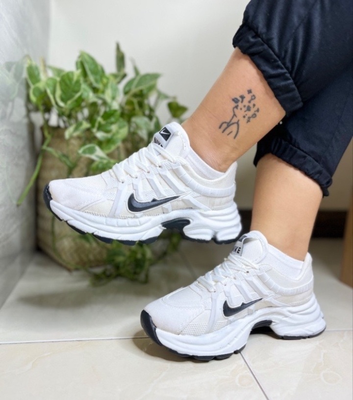 تونی نایک v2 کد ۱۱۲۵