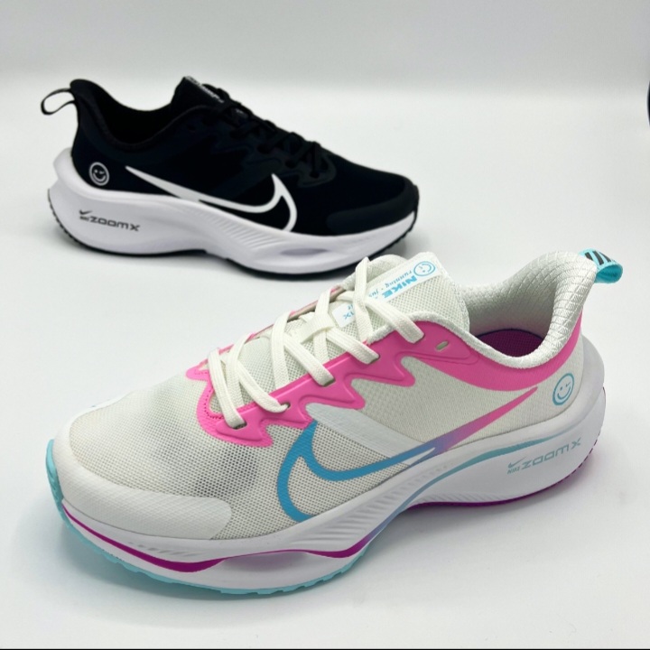 کتونی دخترانه وارداتی ZOOMX